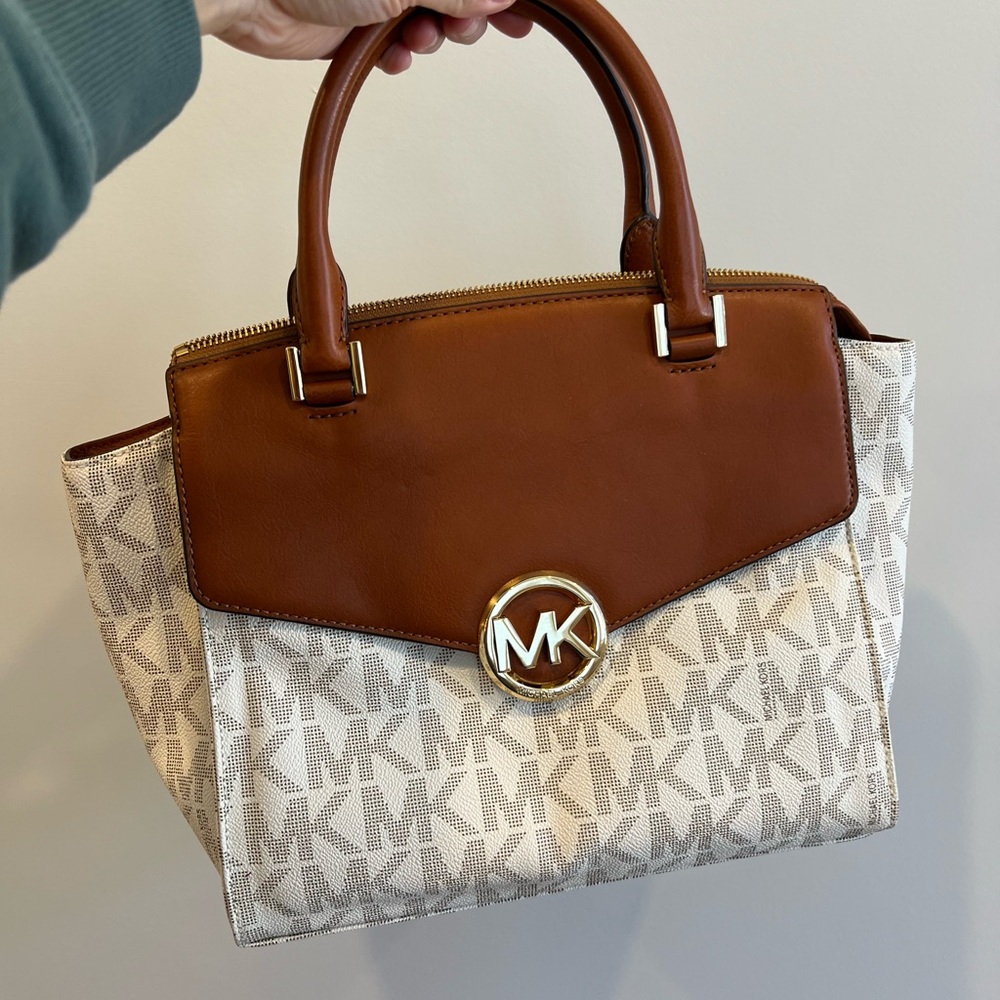 Michael Kors purse NWT